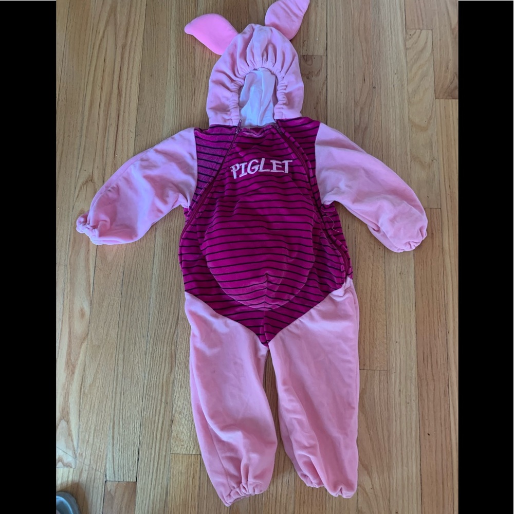 Disney costume piglet ( Disney store)